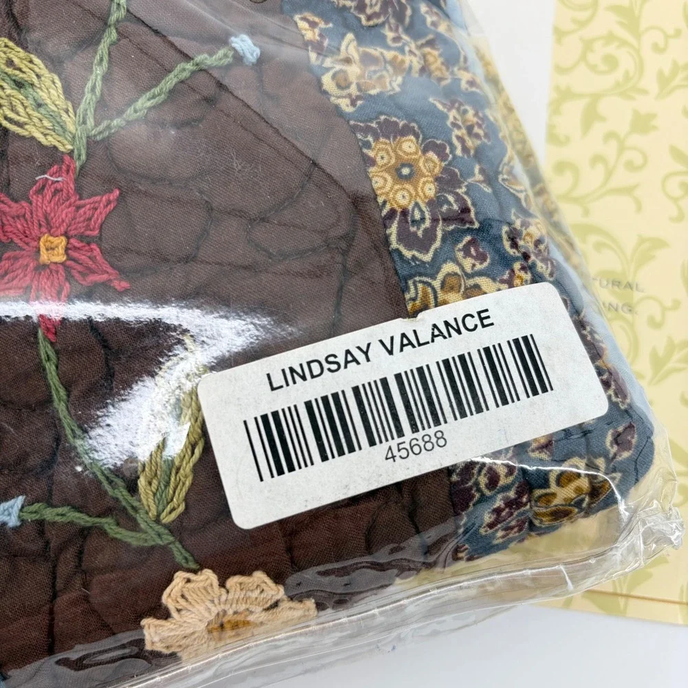 Nostalgia Lindsay Valance Set 54x15 Quilted Floral Cottagecore Farmhouse Country
